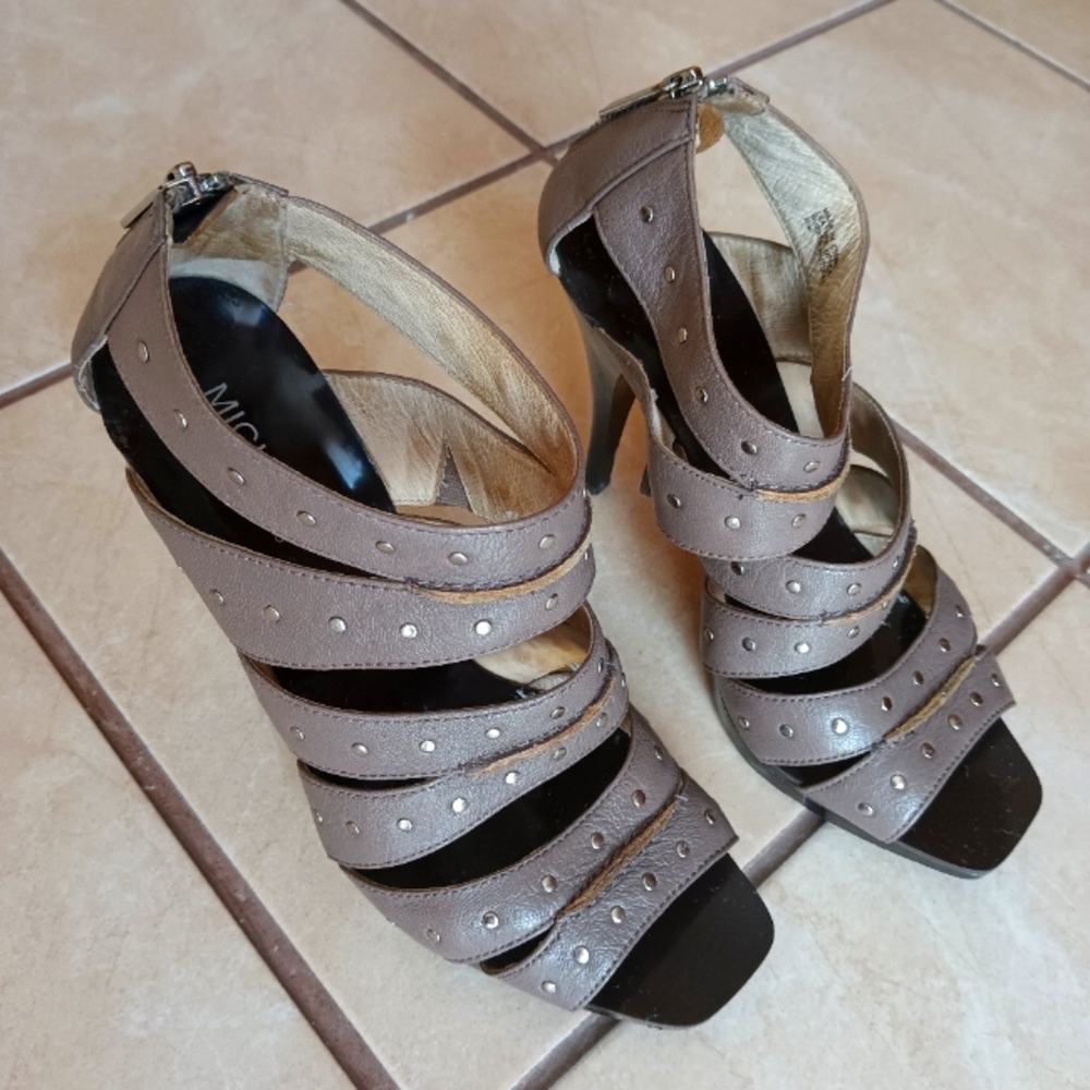 Michael kors high heels color beige brown